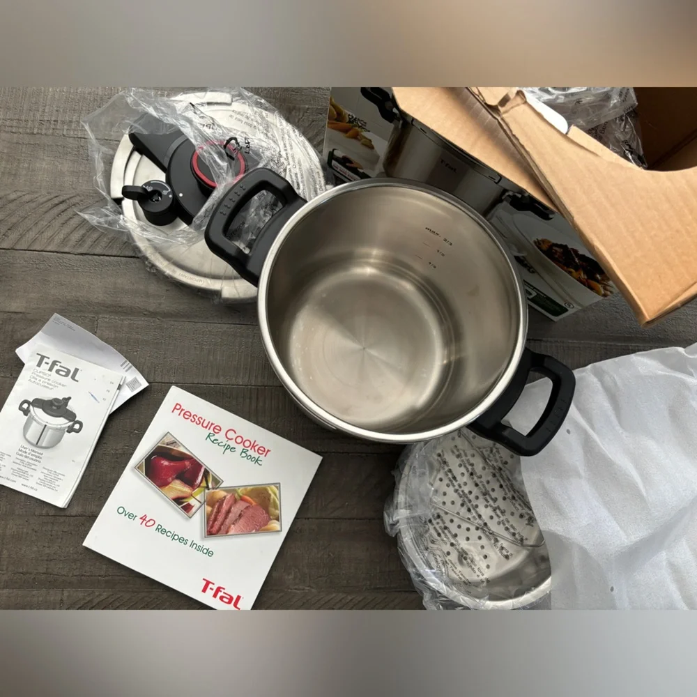 T-fal Clipso Stainless Steel Pressure Cooker 8 Quart